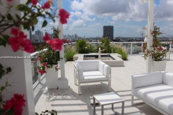 4250 Biscayne Blvd #608