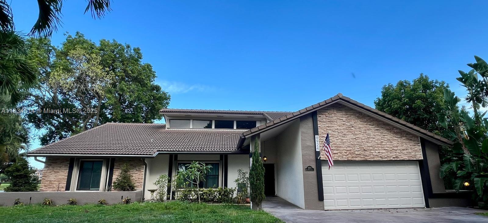 8924 47th Ct