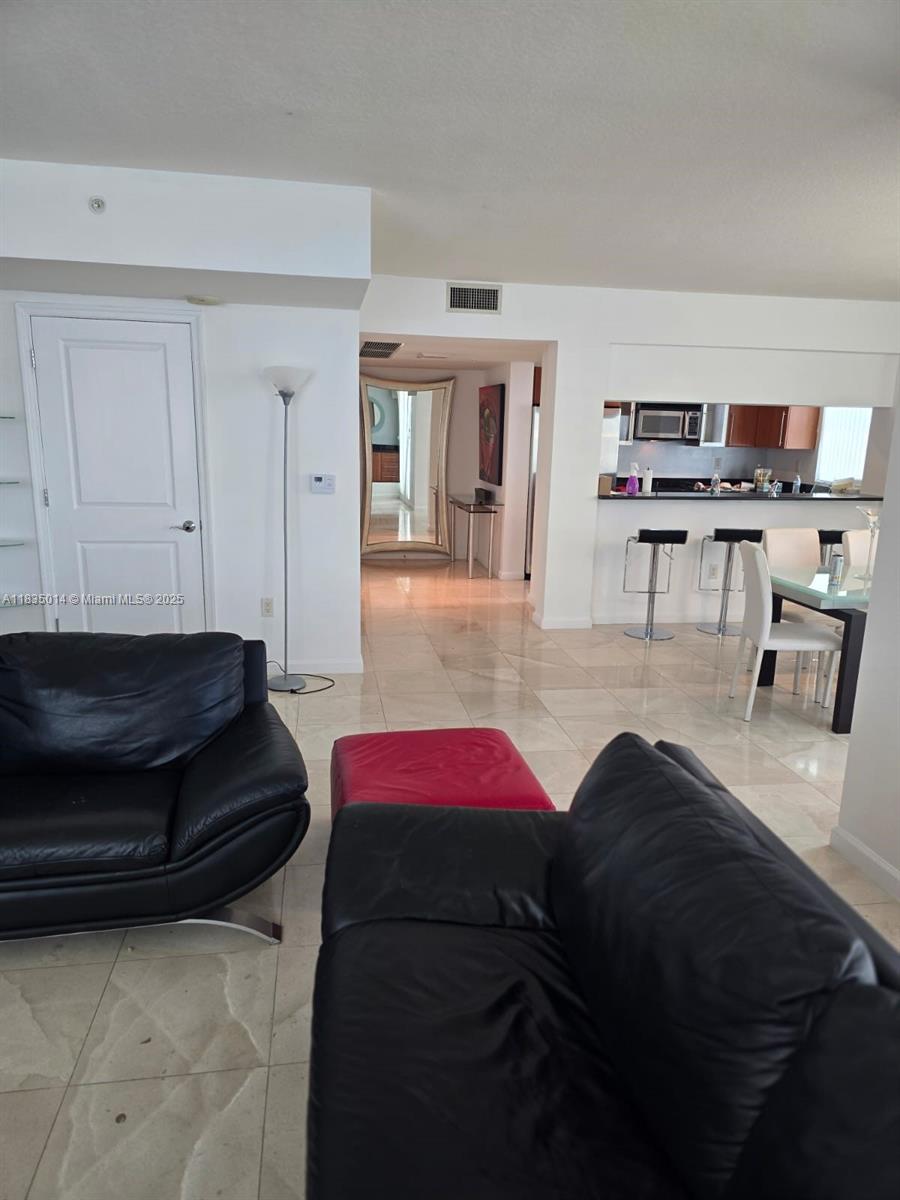 610 W Las Olas Blvd #1912N Fort Lauderdale, FL 33312