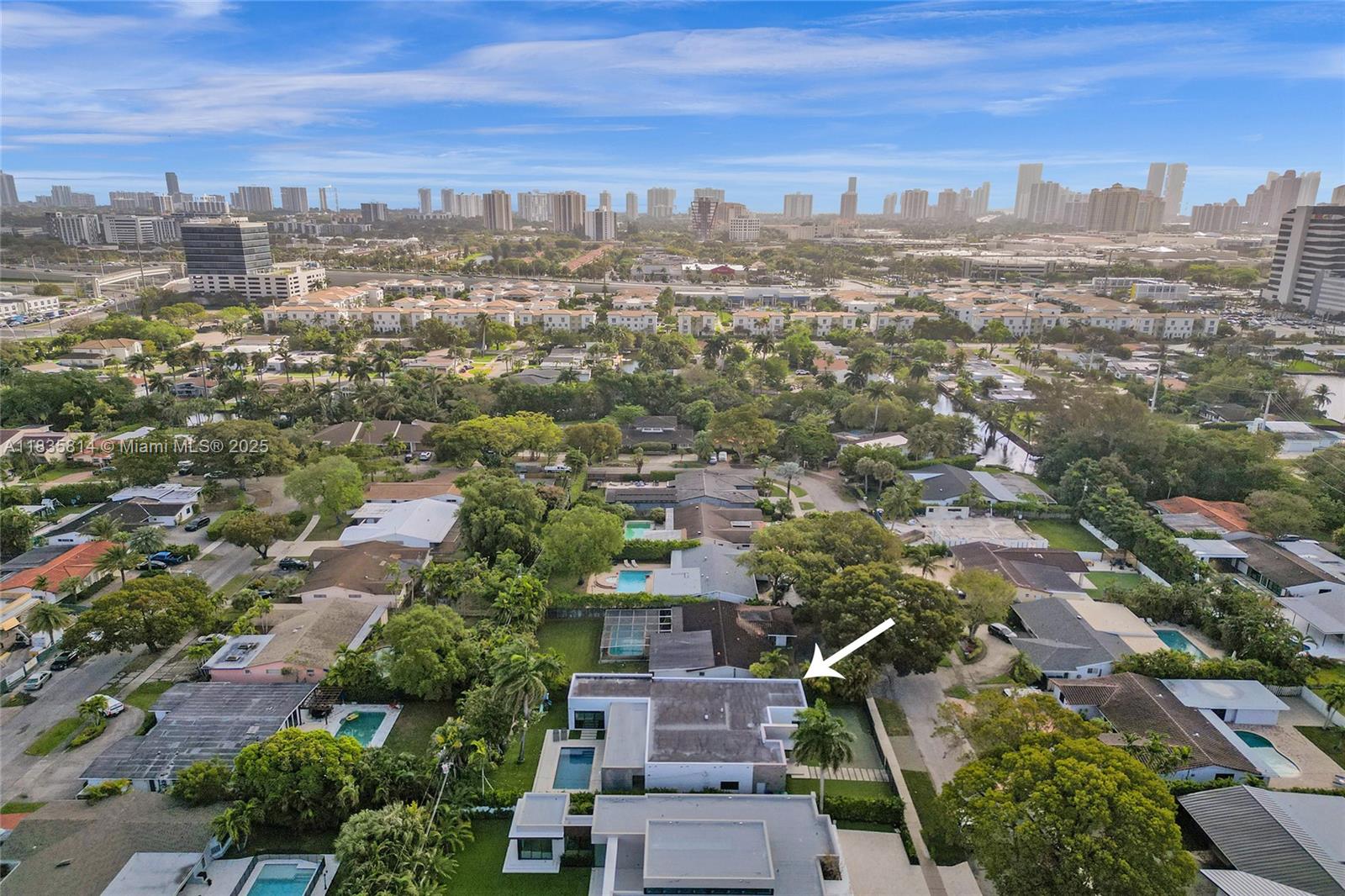 2441 NE 200th St #. Miami, FL 33180