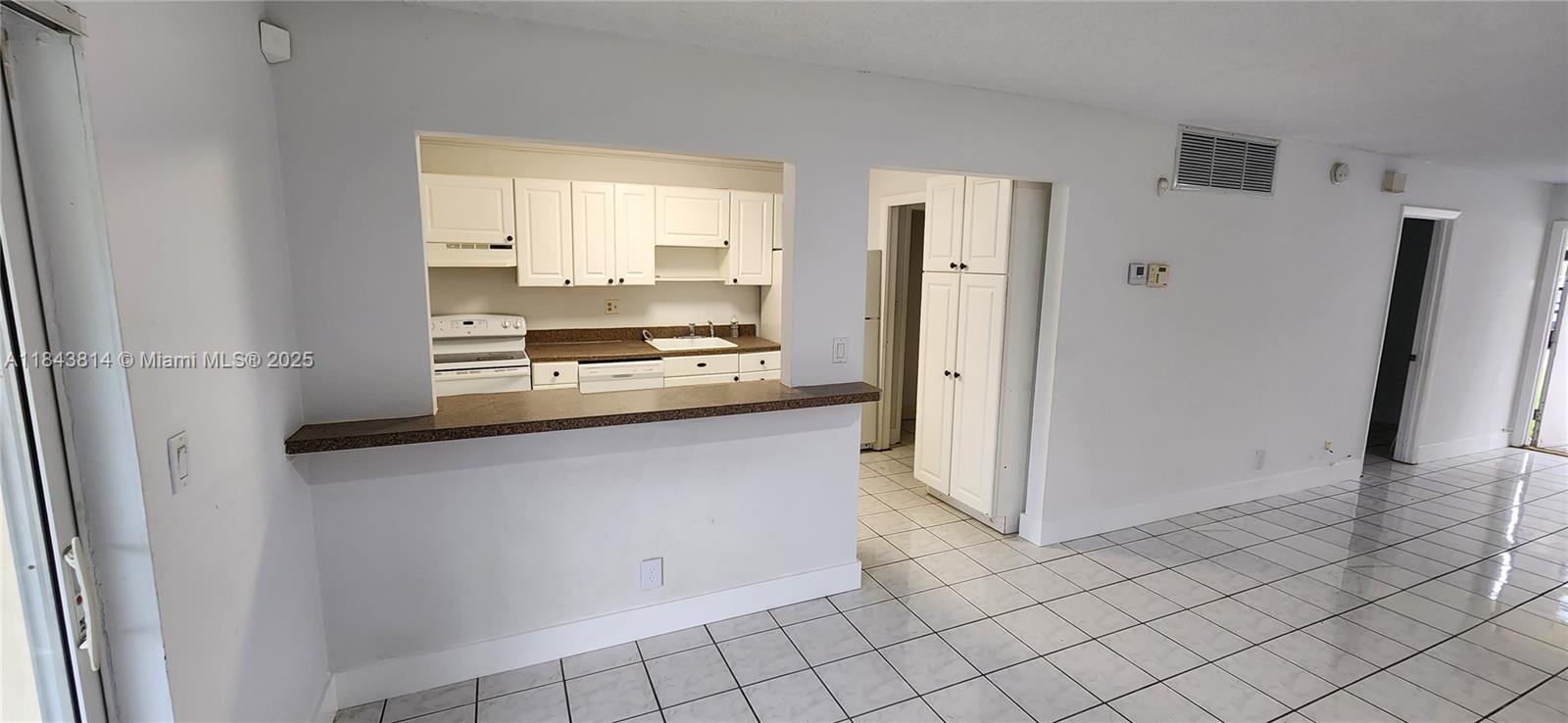 6930 NW 31st Ave #.