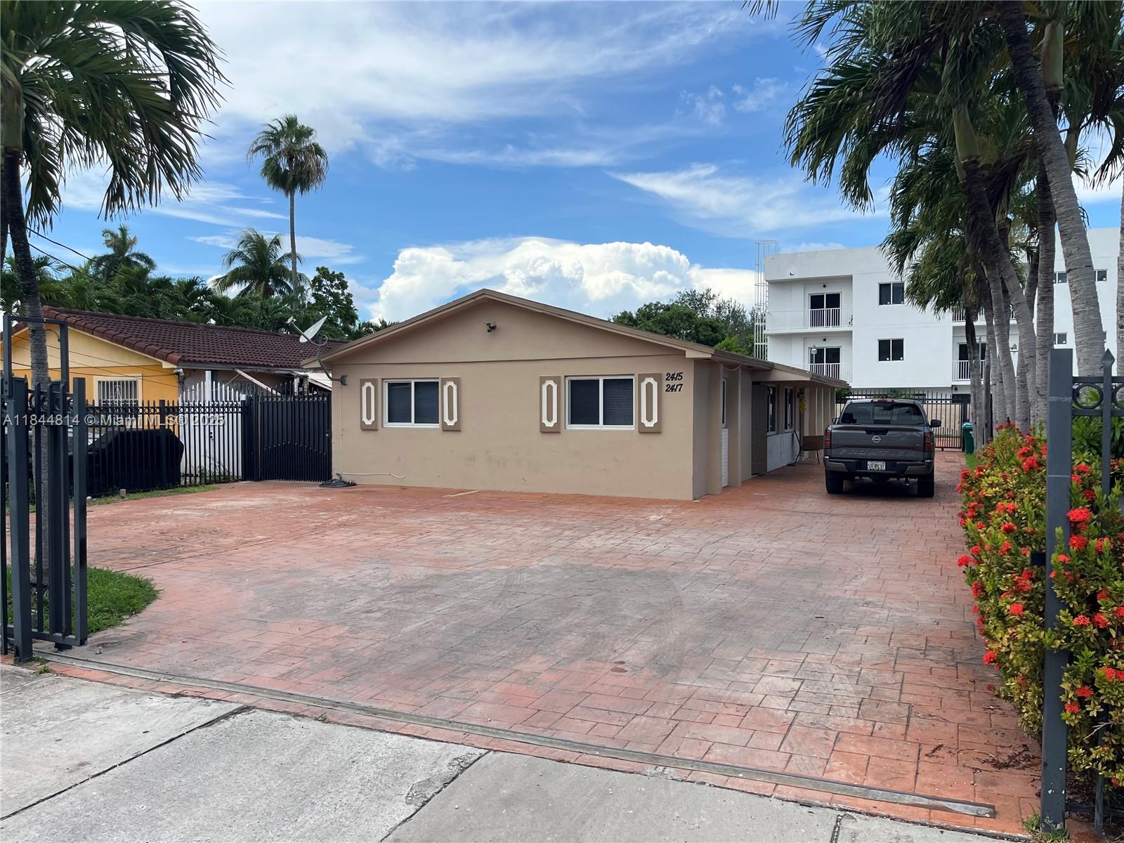 2415 NW 18th Ter