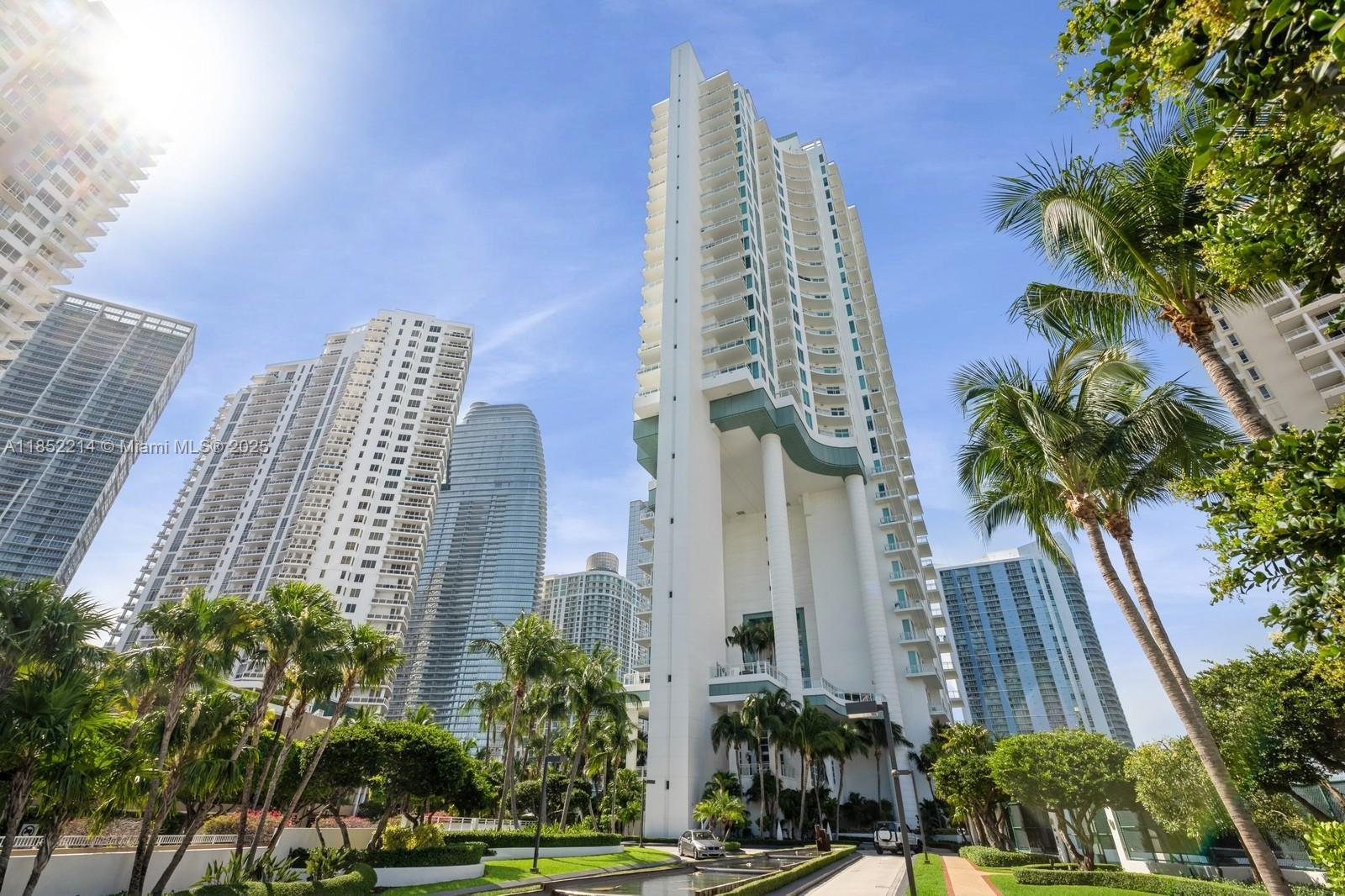 900 Brickell Key Blvd #1702