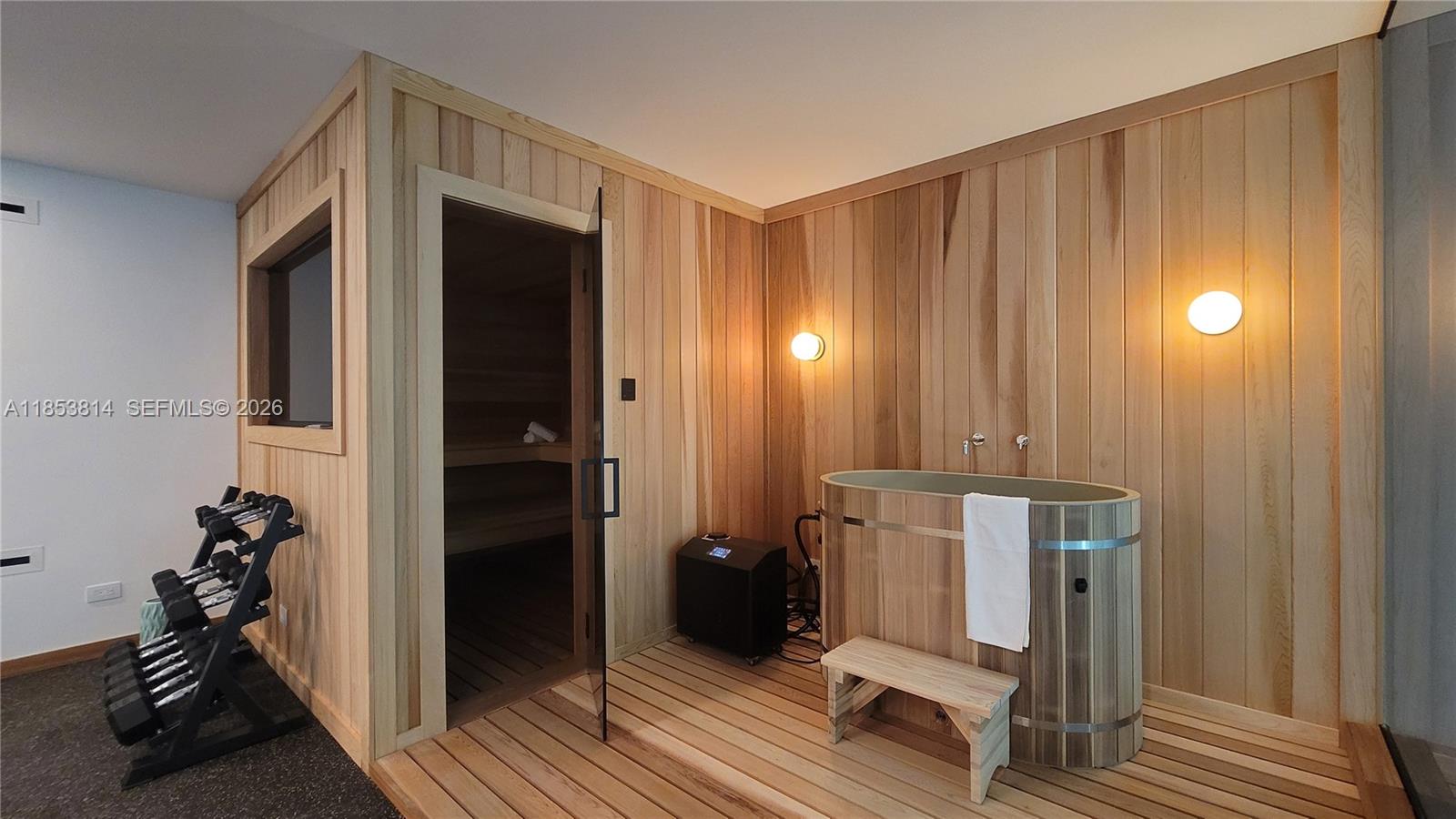 1510 W 23rd St Miami Beach, FL 33140