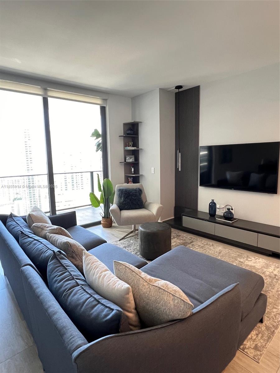 image Brickell Heights1
