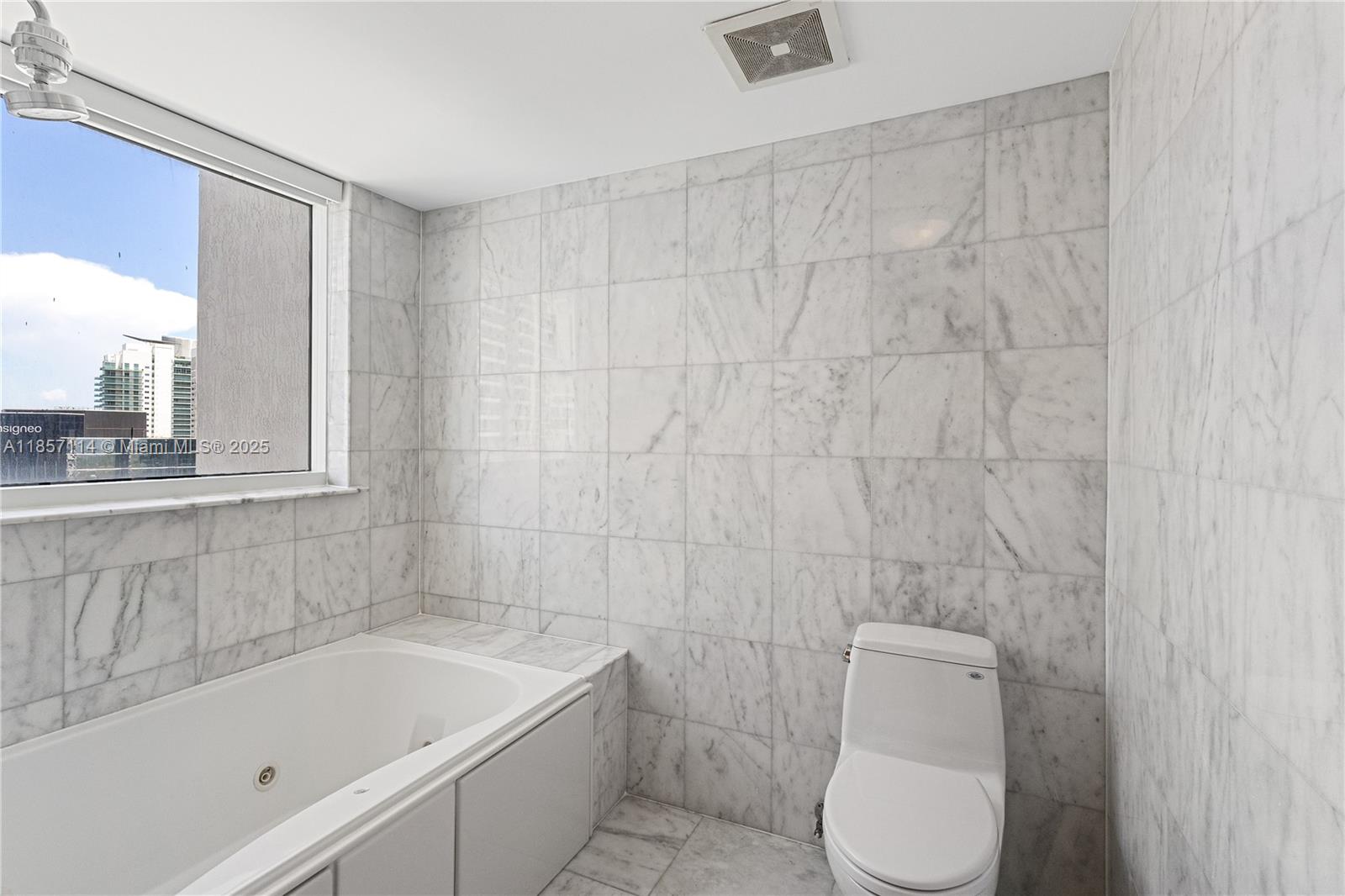 image Vue At Brickell Condo16