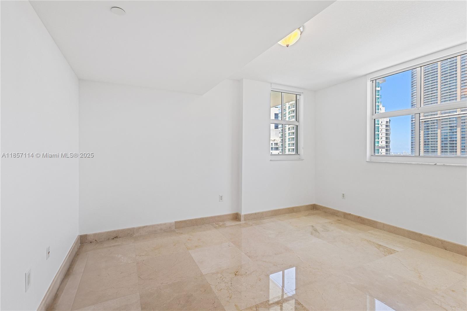 image Vue At Brickell Condo18