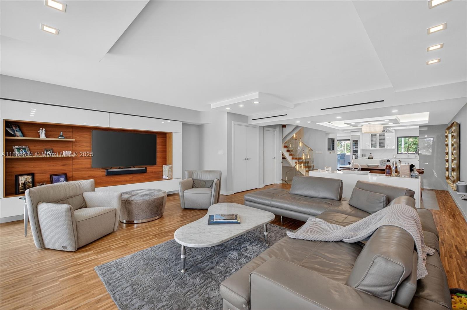 1223 Hillsboro Mile #4 Hillsboro Beach, FL 33062