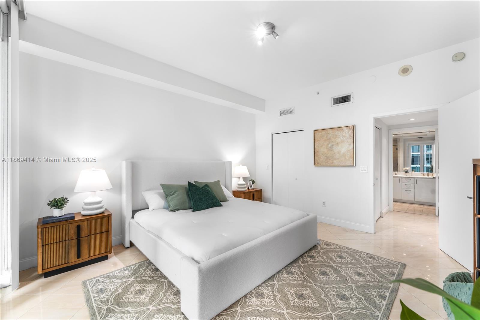 image Jades Residences Brickell8
