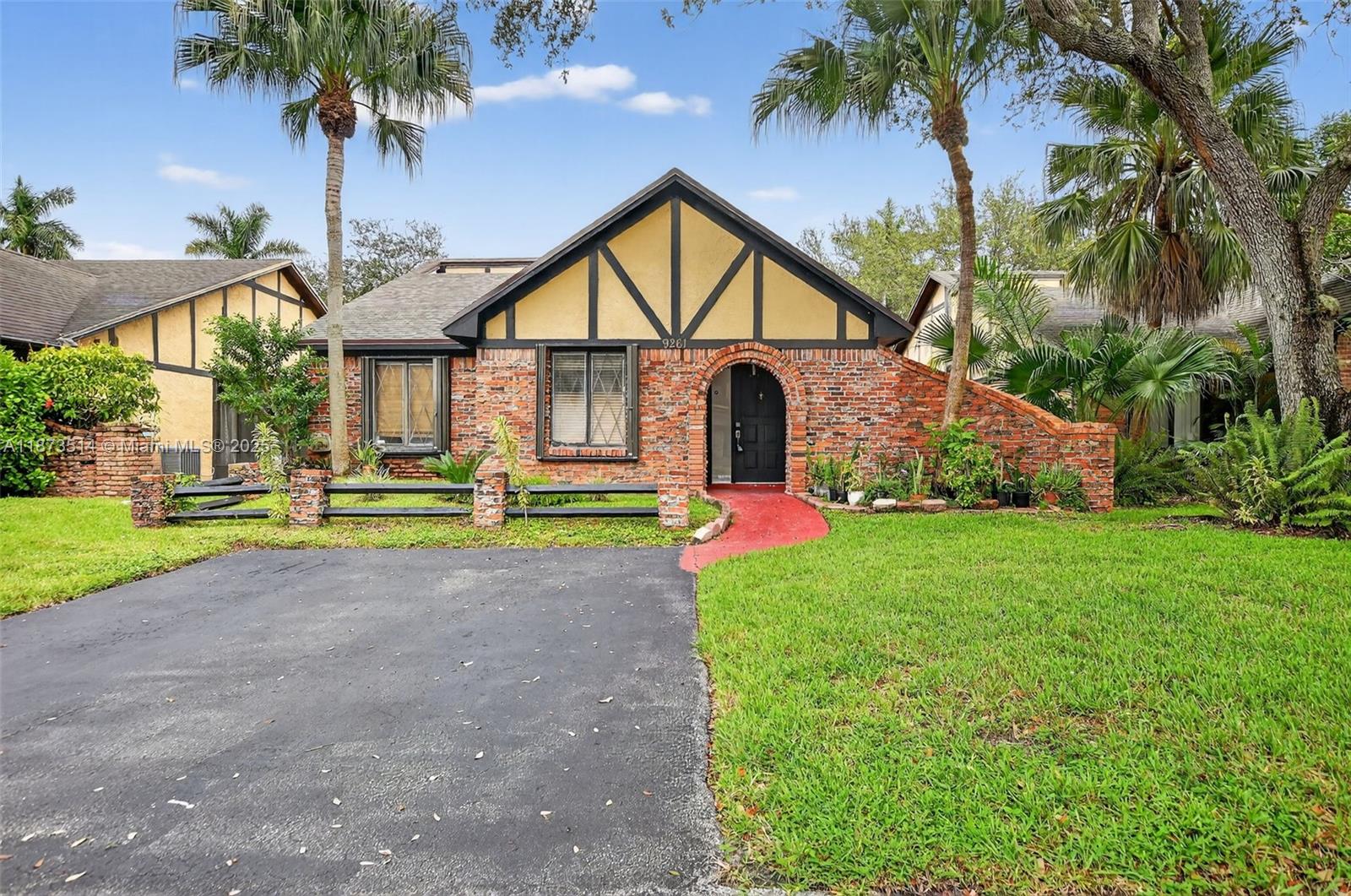 9261 NW 49th Pl