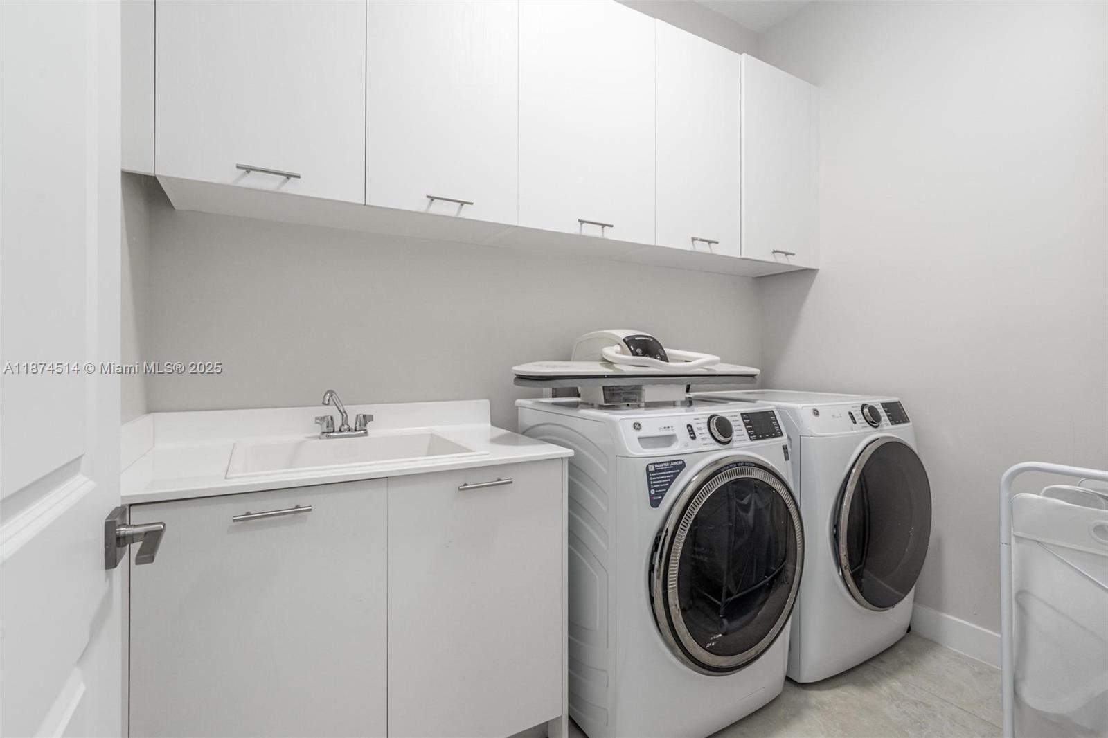 12070 SW 83rd Pl Miami, FL 33156