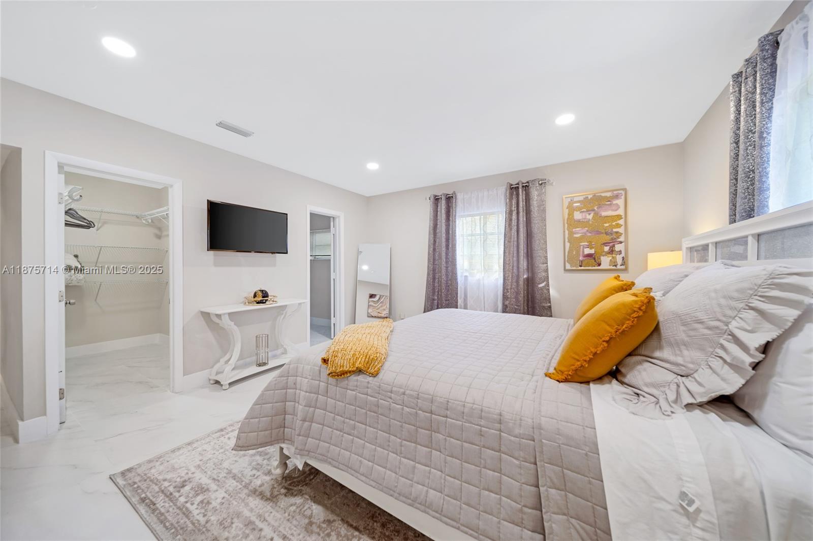 241 Oceanic Ave Lauderdale By The Sea, FL 33308