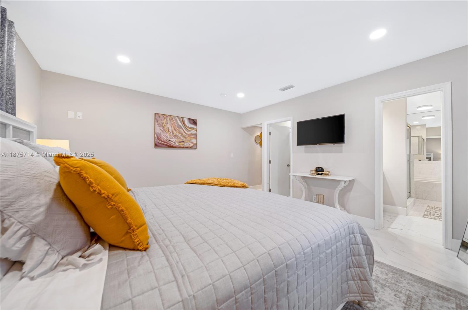 241 Oceanic Ave Lauderdale By The Sea, FL 33308