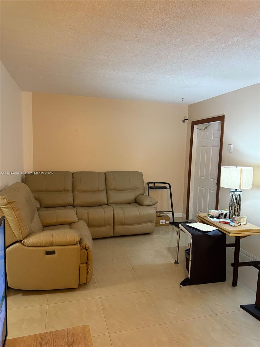 2145 Pierce St #118