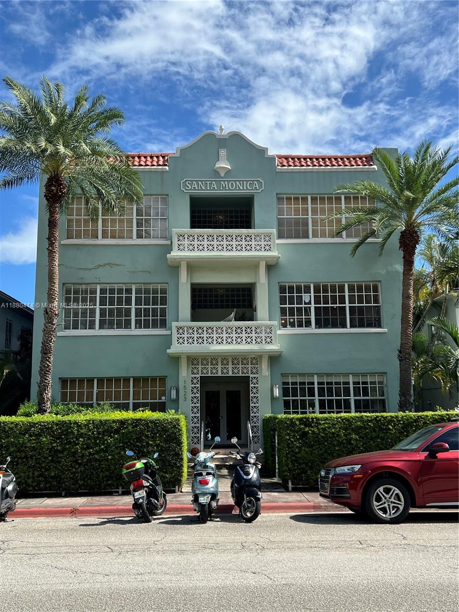1523 West Ave #101