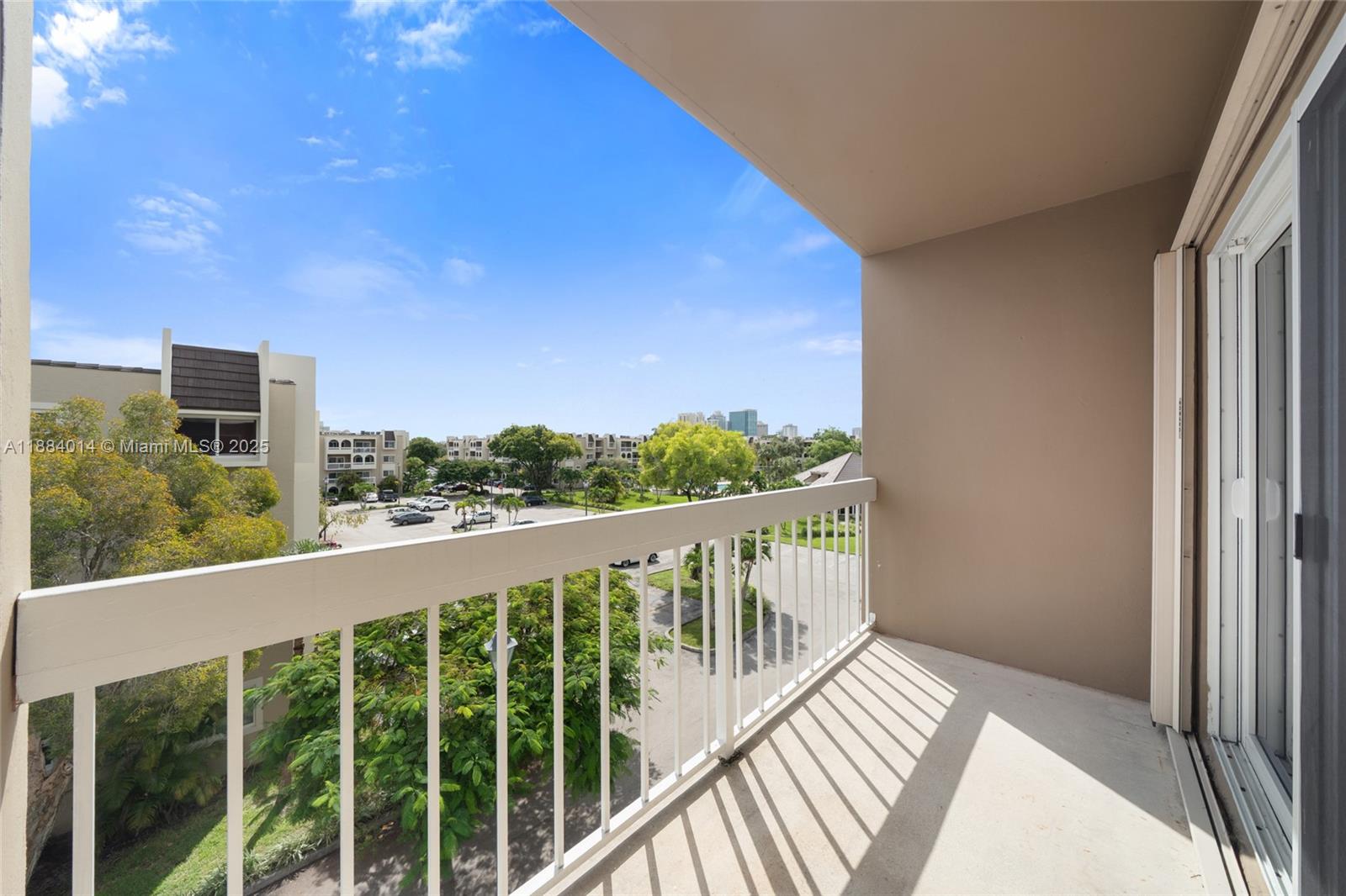 7920 Camino Real #404