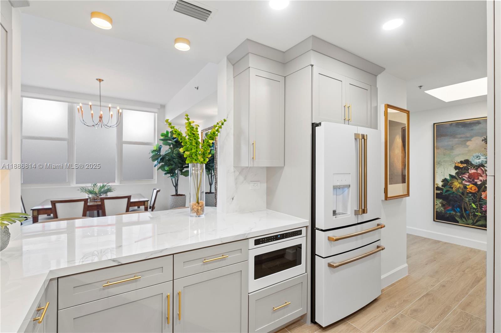 626 Coral Way #503 Coral Gables, FL 33134