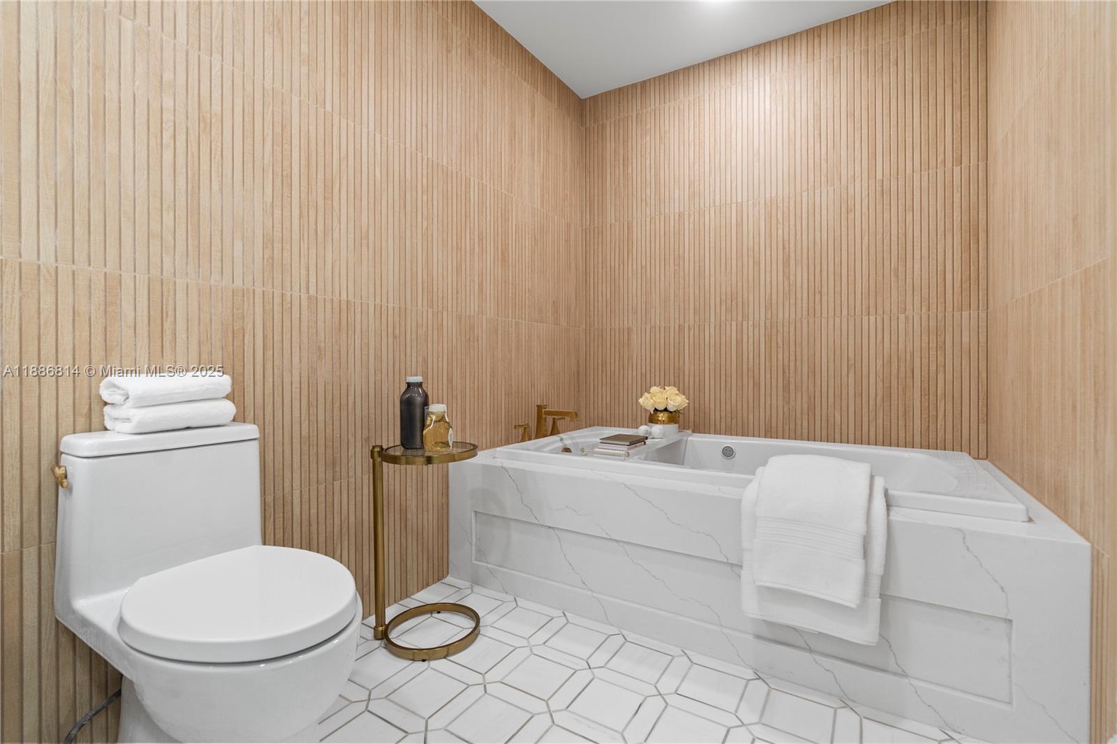 626 Coral Way #503 Coral Gables, FL 33134