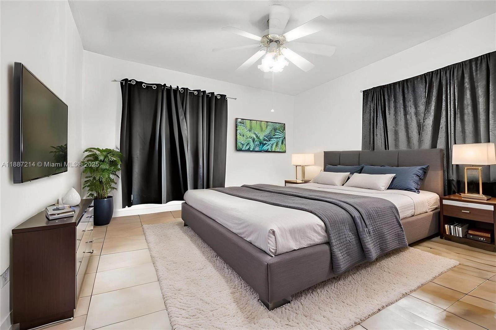 2024 Alton Miami Beach, FL 33140