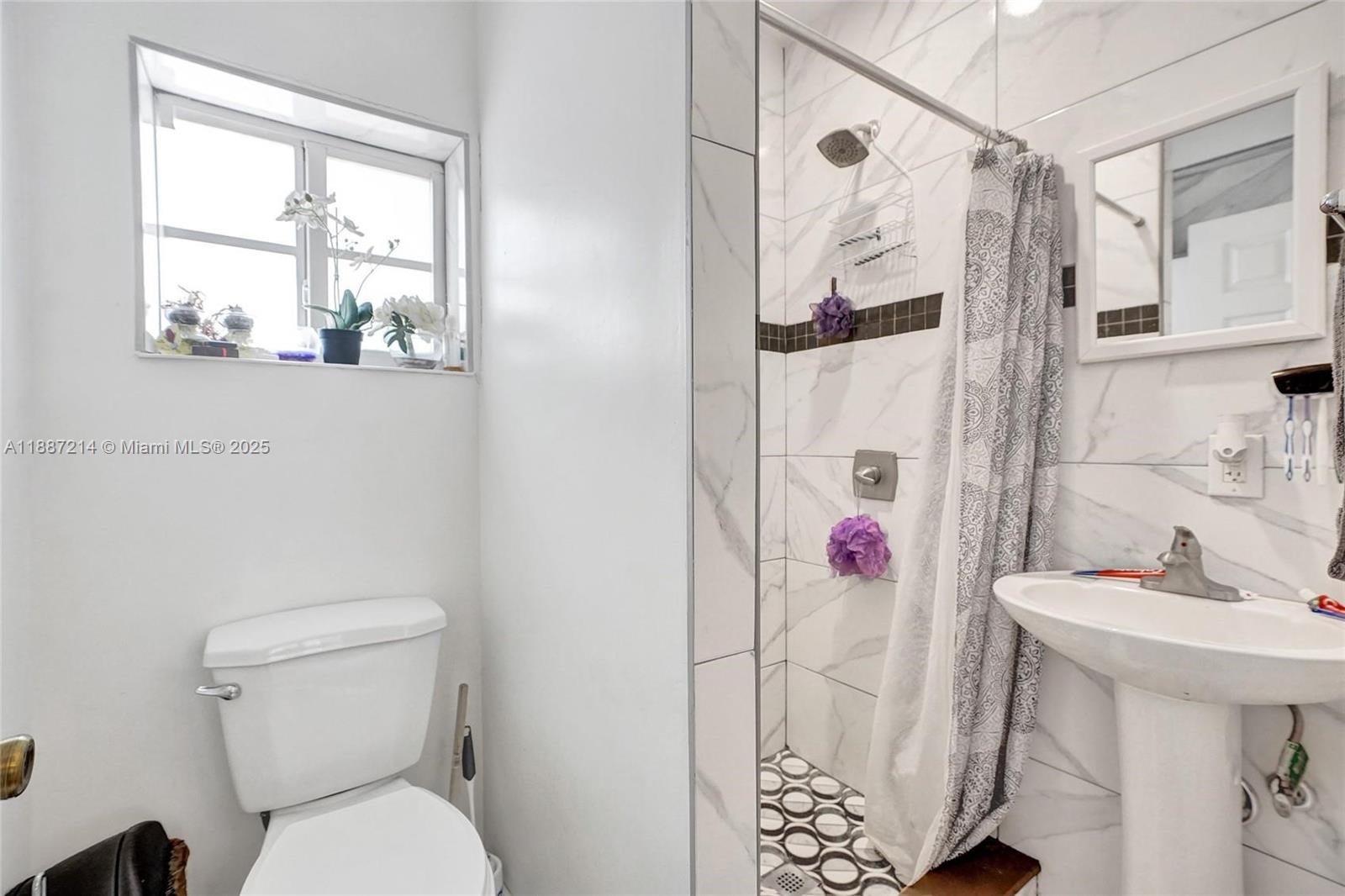 2024 Alton Miami Beach, FL 33140