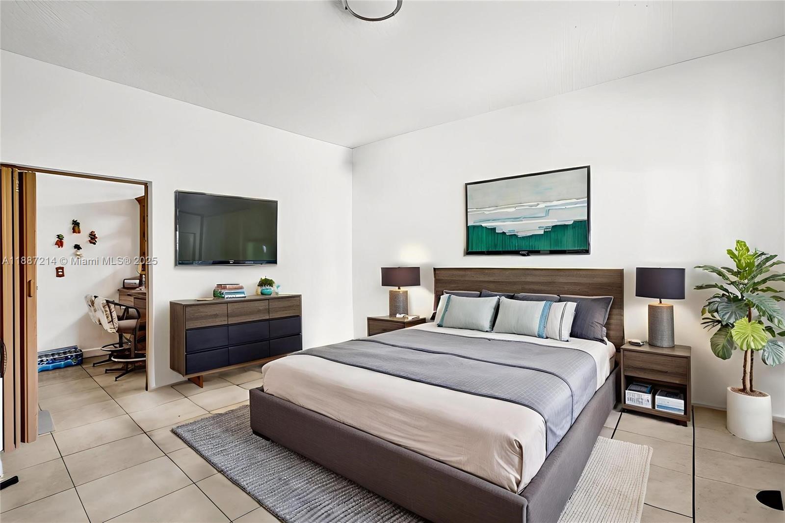 2024 Alton Miami Beach, FL 33140