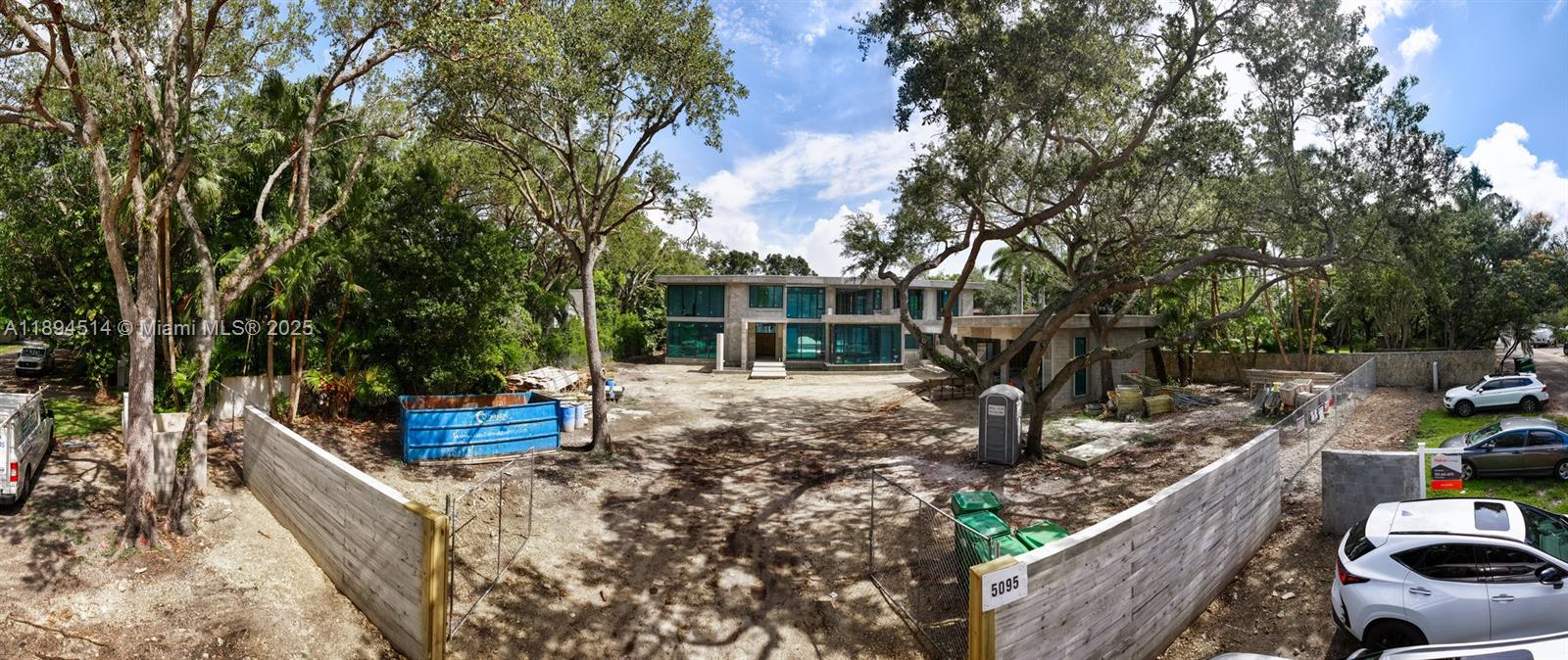 5095 SW 82nd St Miami, FL 33143 5095 SW 82nd St Miami, FL 33143