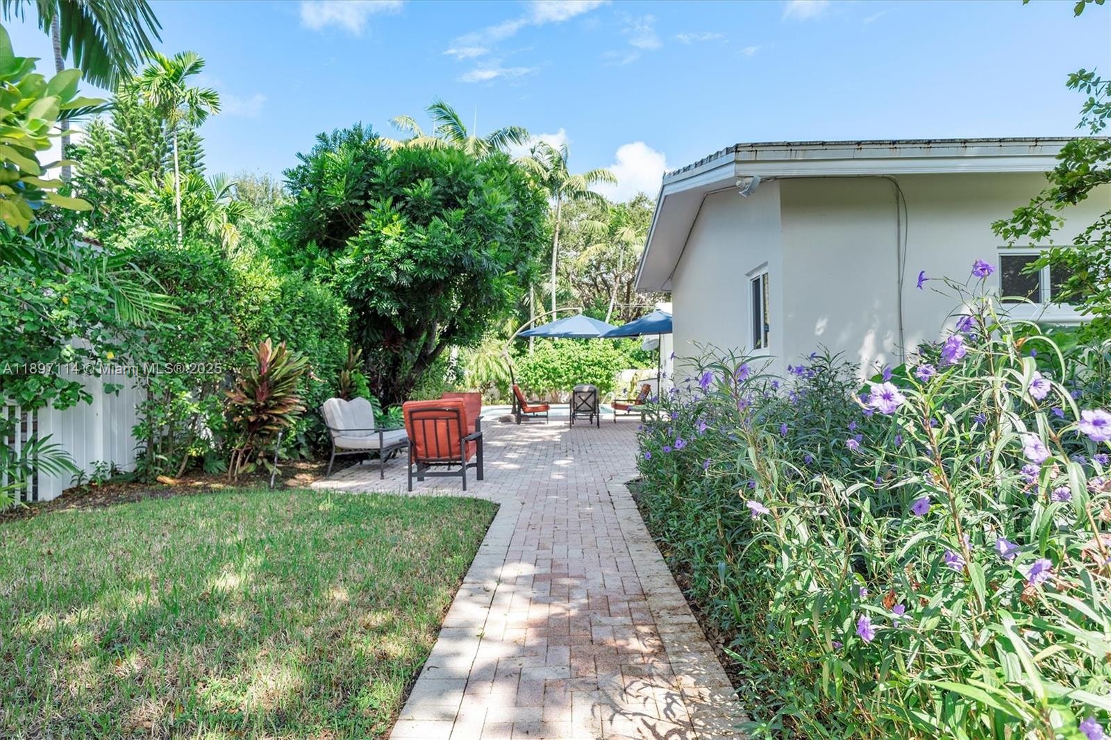 9800 NE 13th Ave Miami Shores, FL 33138