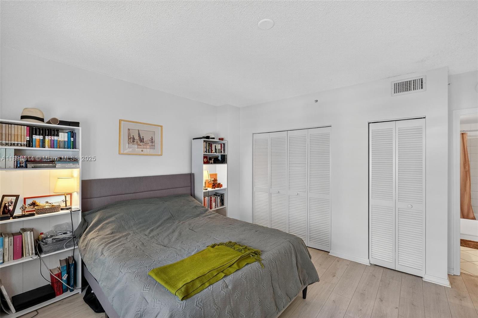 image Courvoisier Courts11