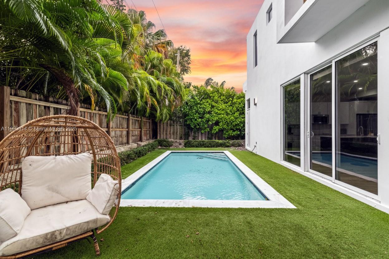 1816 SW 23rd St Miami, FL 33145