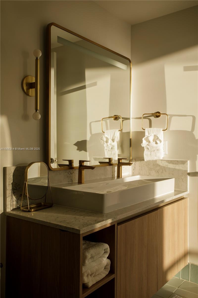 image Gale / Natiivo10