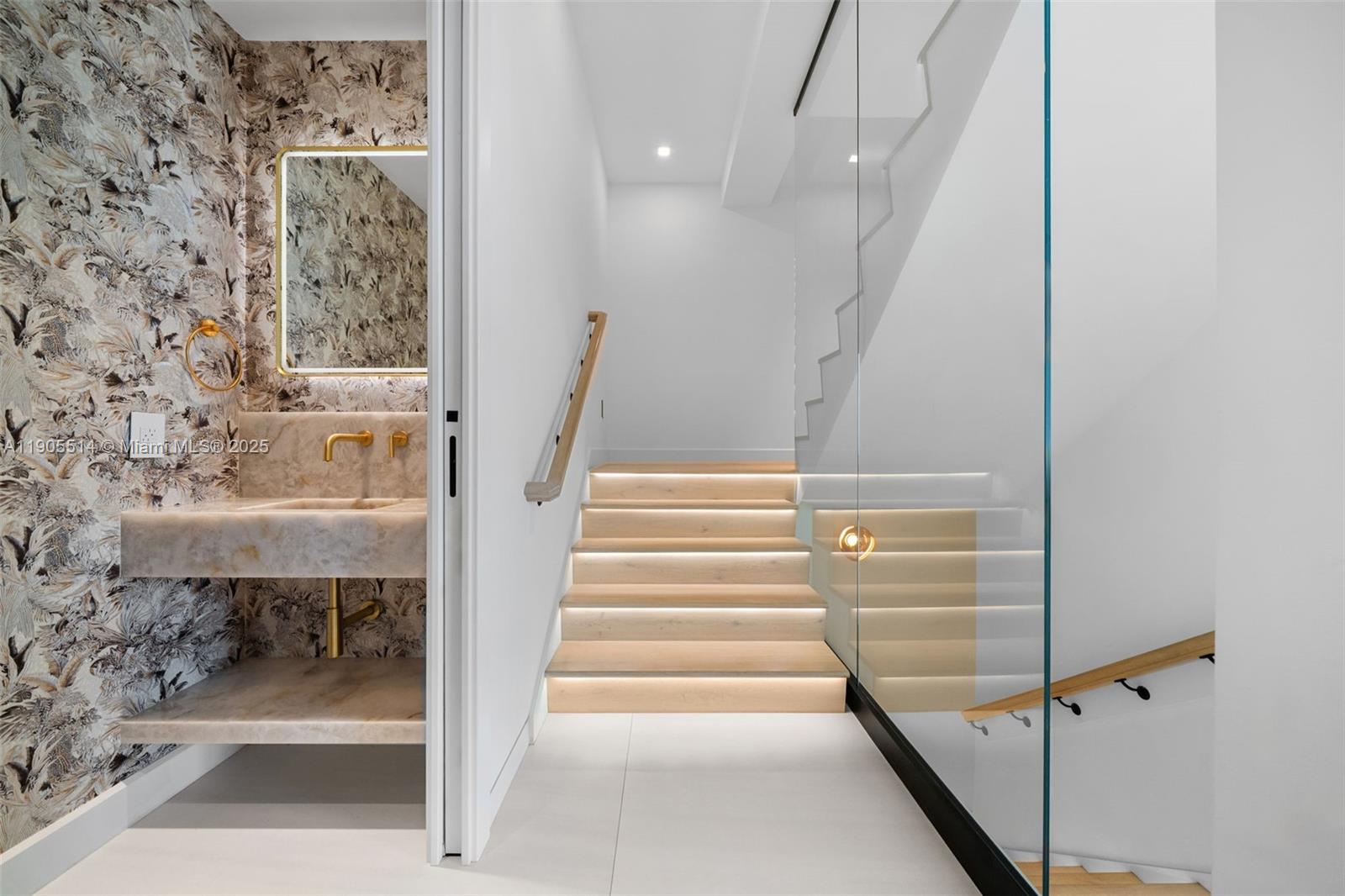 16500 Collins Ave #TH-8 Sunny Isles Beach, FL 33160