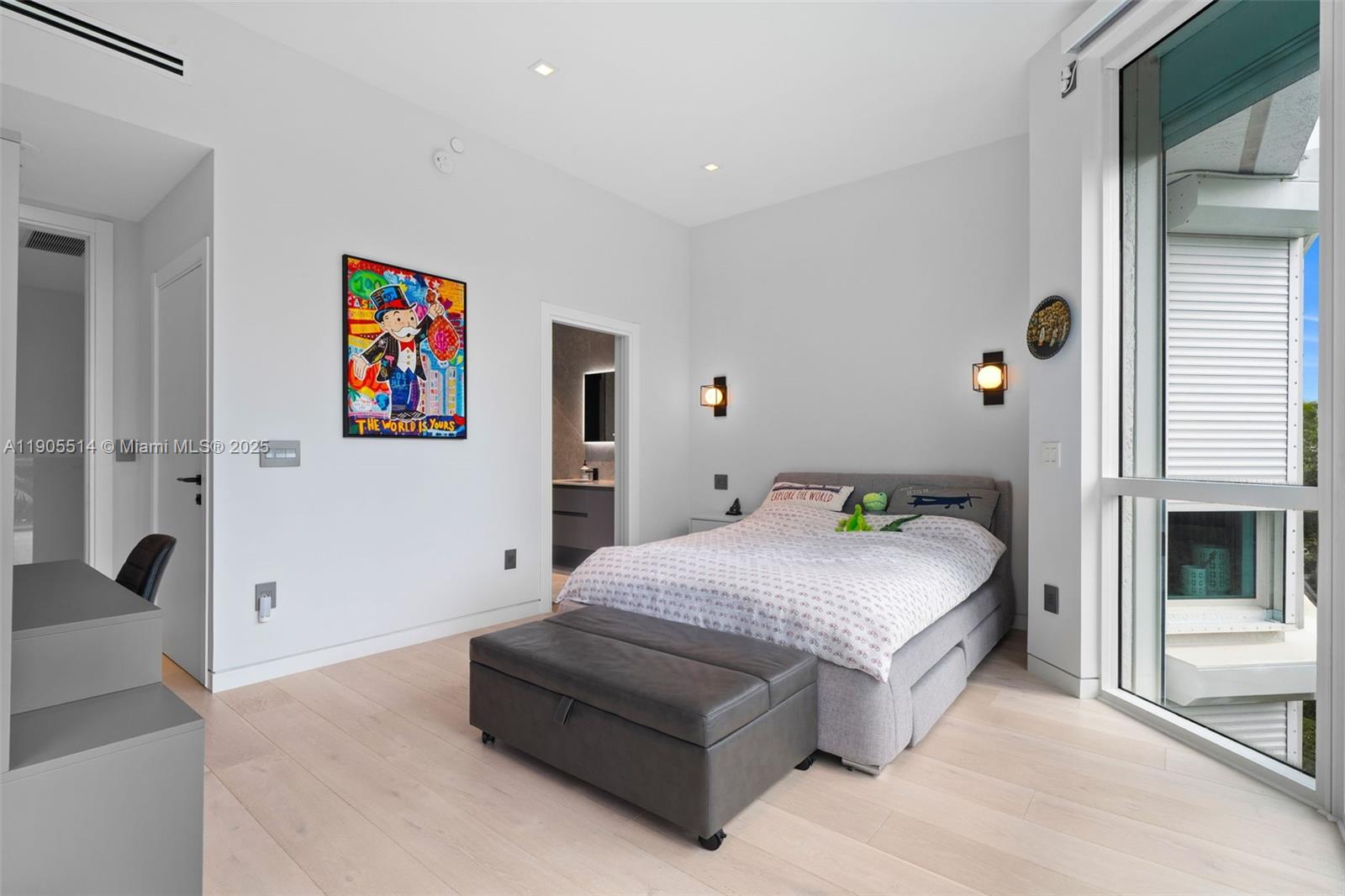 16500 Collins Ave #TH-8 Sunny Isles Beach, FL 33160