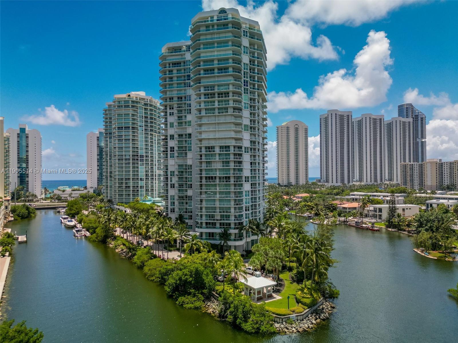 16500 Collins Ave #TH-8 Sunny Isles Beach, FL 33160