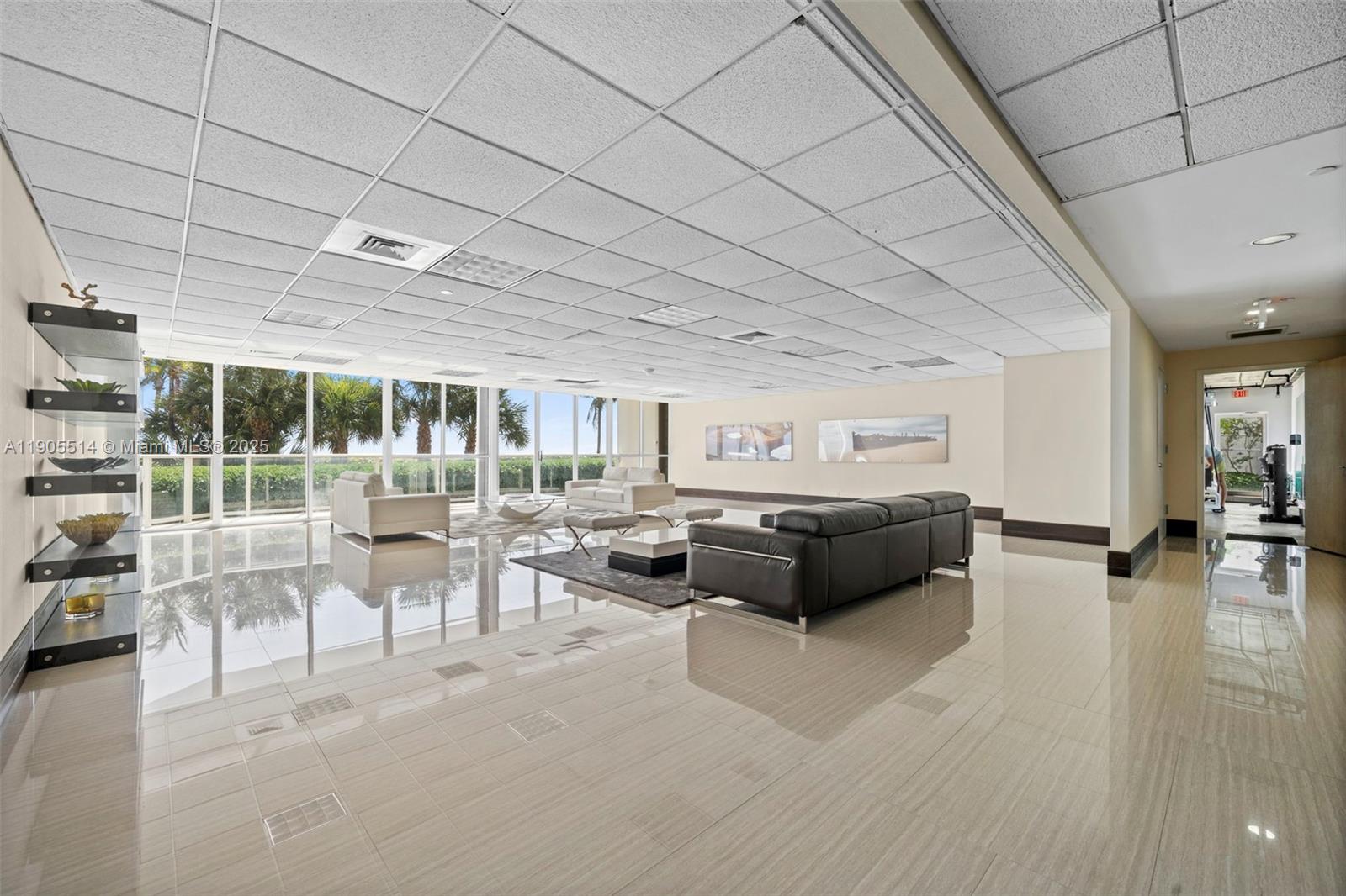16500 Collins Ave #TH-8 Sunny Isles Beach, FL 33160