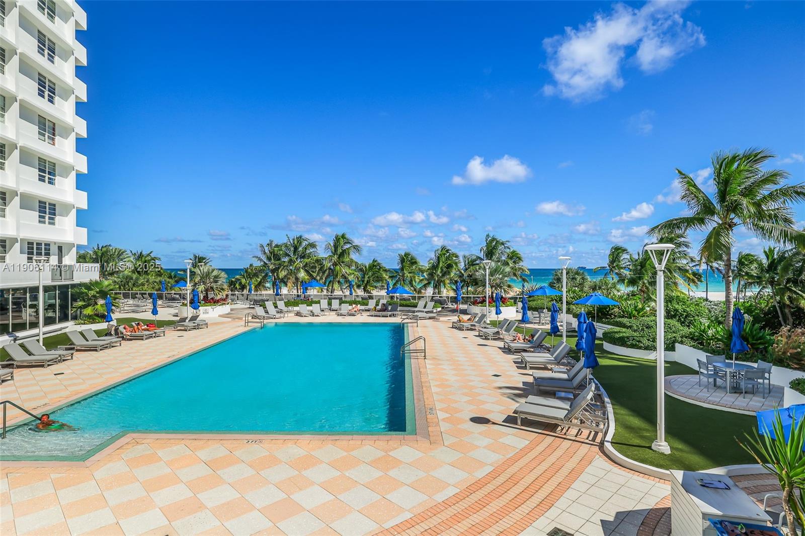 image The Decoplage33