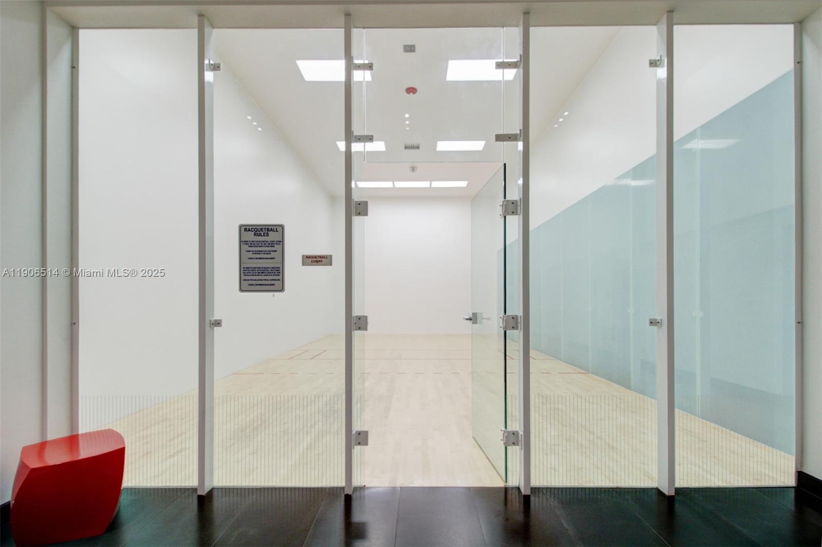 image Canvas Condo17