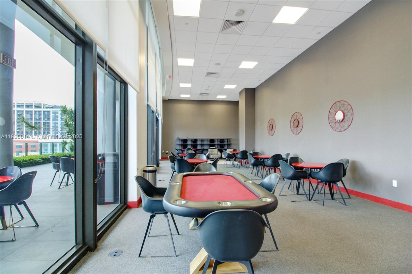 image Canvas Condo19