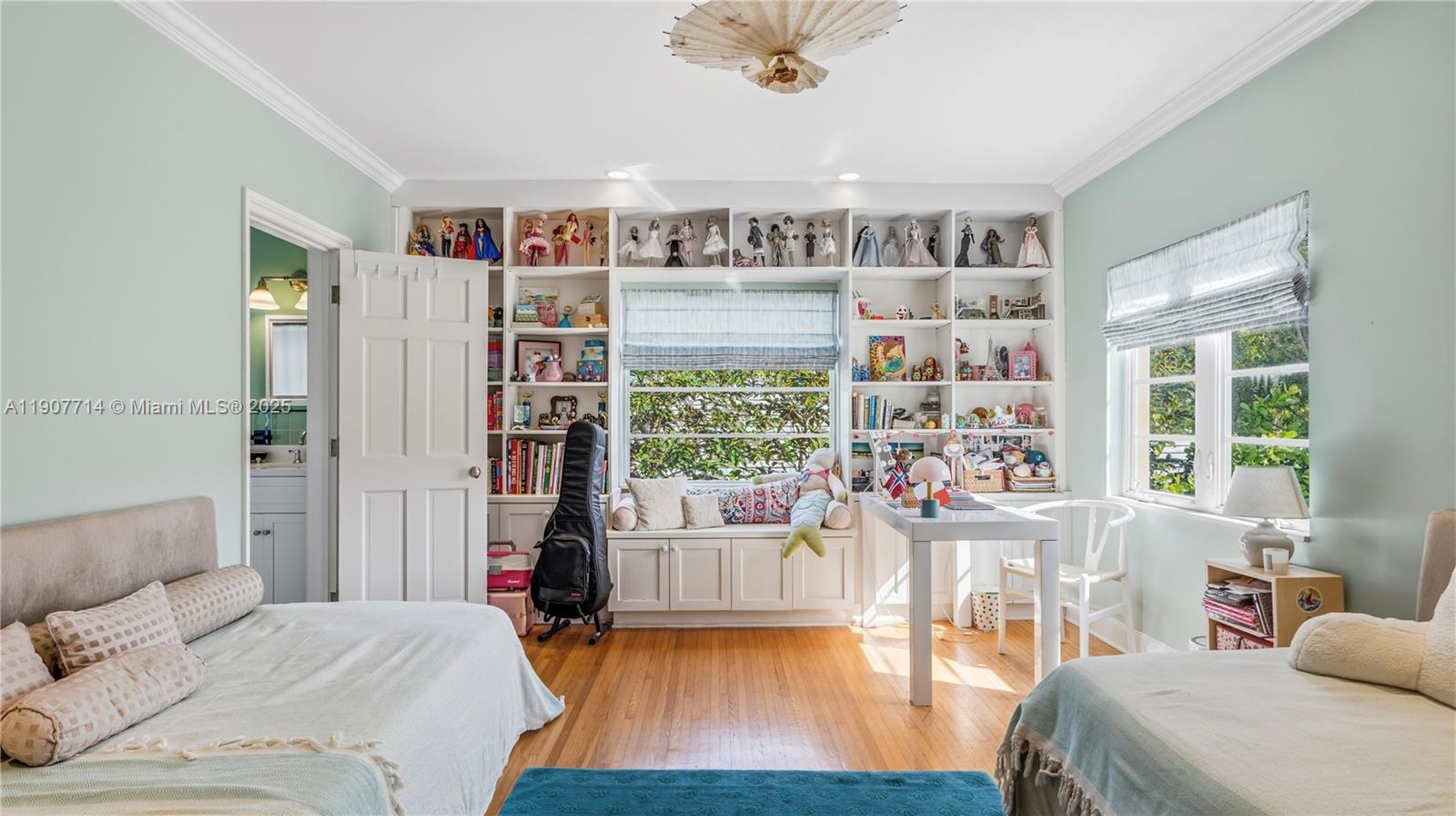 4805 Cherokee Ave Miami Beach, FL 33140