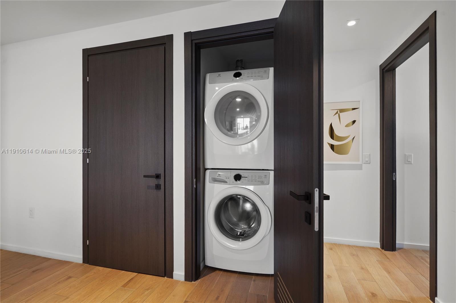 398 NE 5th St #3618 Miami, FL 33132