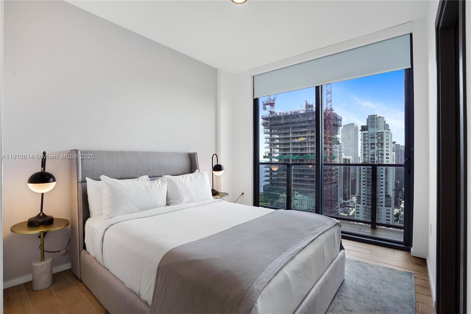 398 NE 5th St #3618 Miami, FL 33132