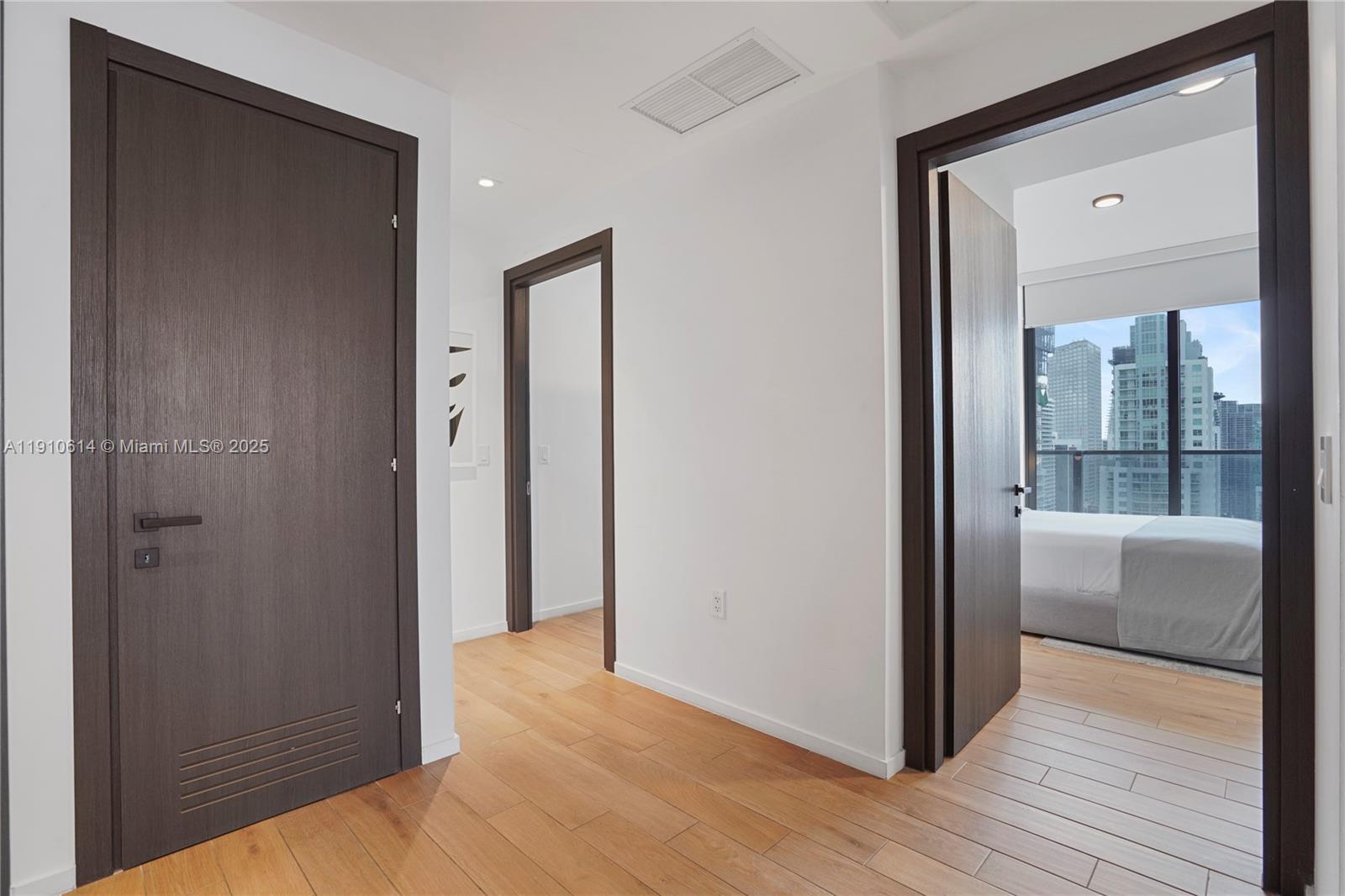 398 NE 5th St #3618 Miami, FL 33132