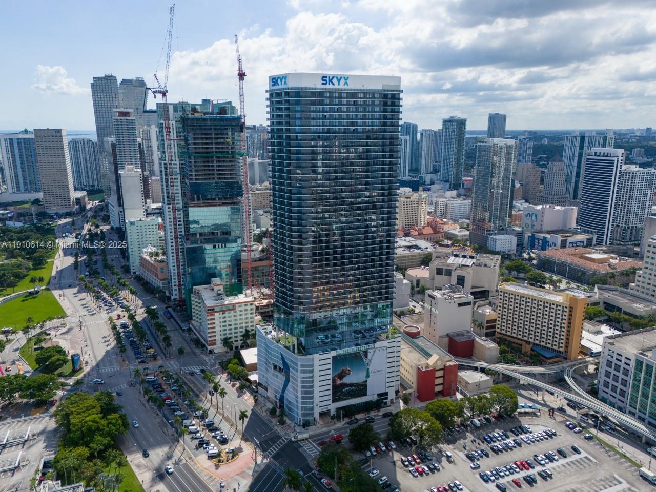 398 NE 5th St #3618 Miami, FL 33132