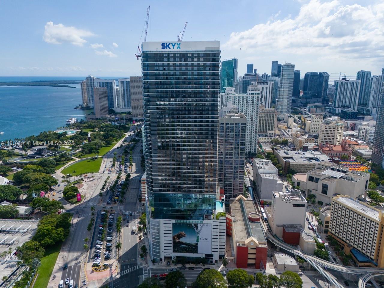 398 NE 5th St #3618 Miami, FL 33132