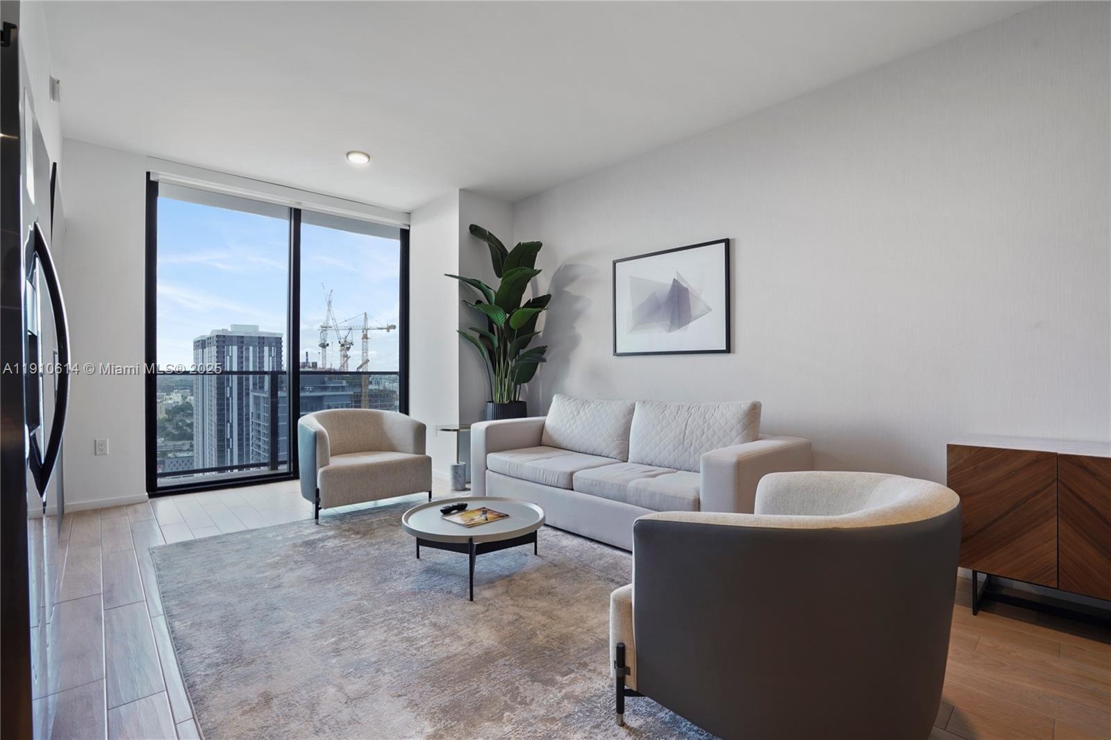 398 NE 5th St #3618 Miami, FL 33132