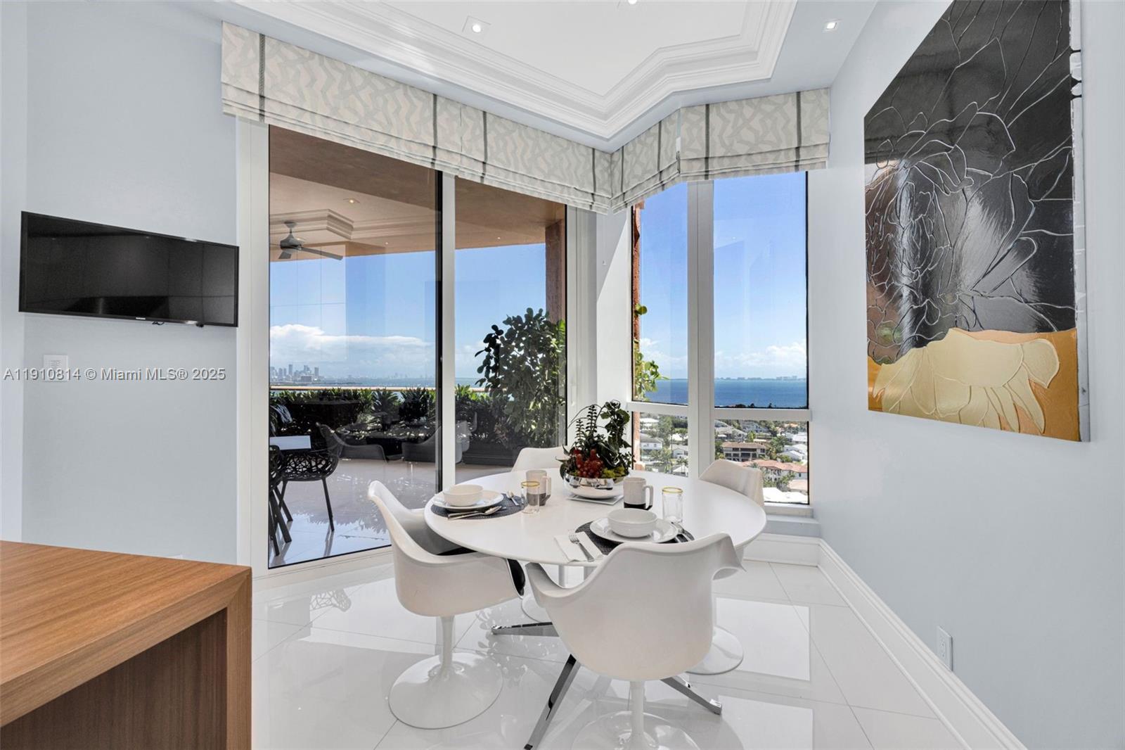 10 Edgewater Dr #PH-C Coral Gables, FL 33133