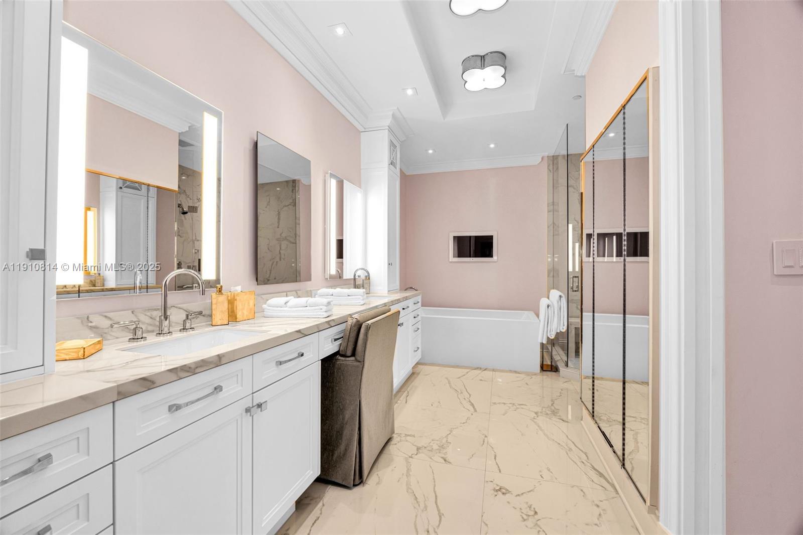 10 Edgewater Dr #PH-C Coral Gables, FL 33133