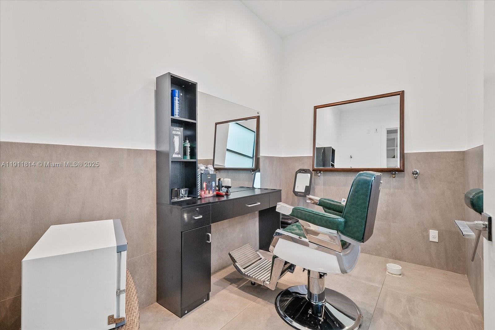 16675 C 24th Canal Rd Port St Lucie, FL 34987