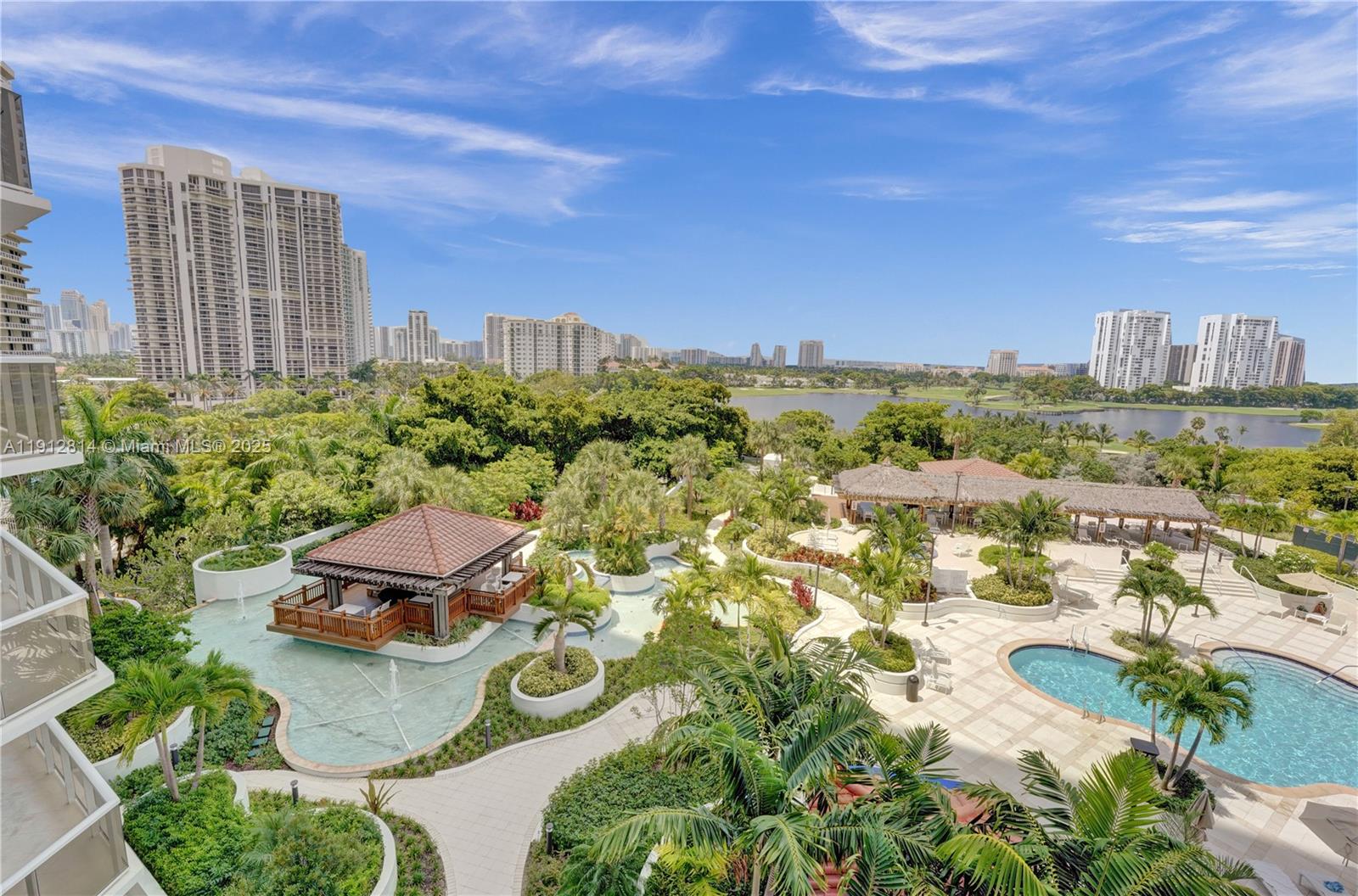 image Hamptons West19