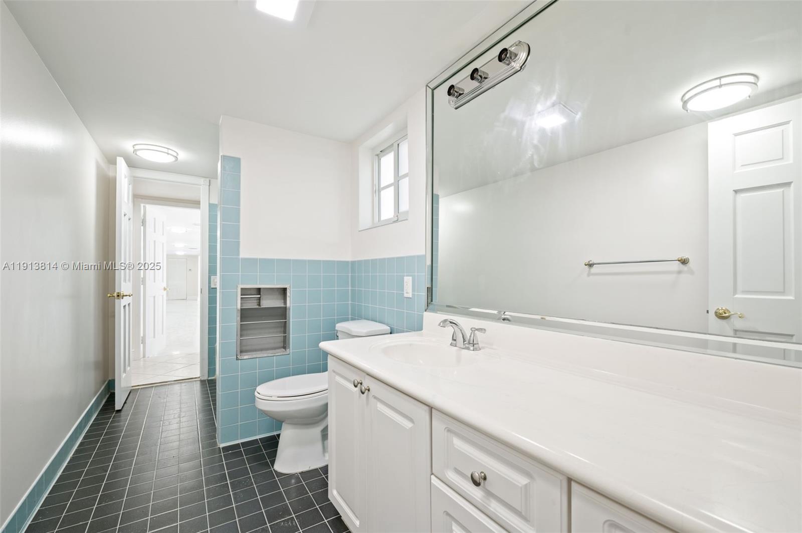 13000 Old Cutler Rd Pinecrest, FL 33156