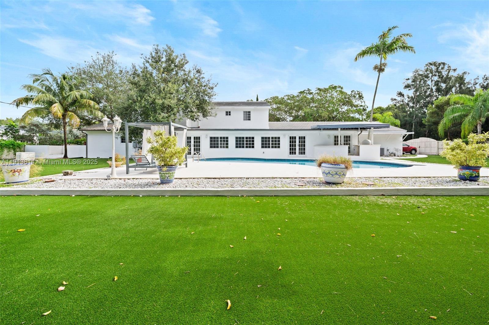 13000 Old Cutler Rd Pinecrest, FL 33156